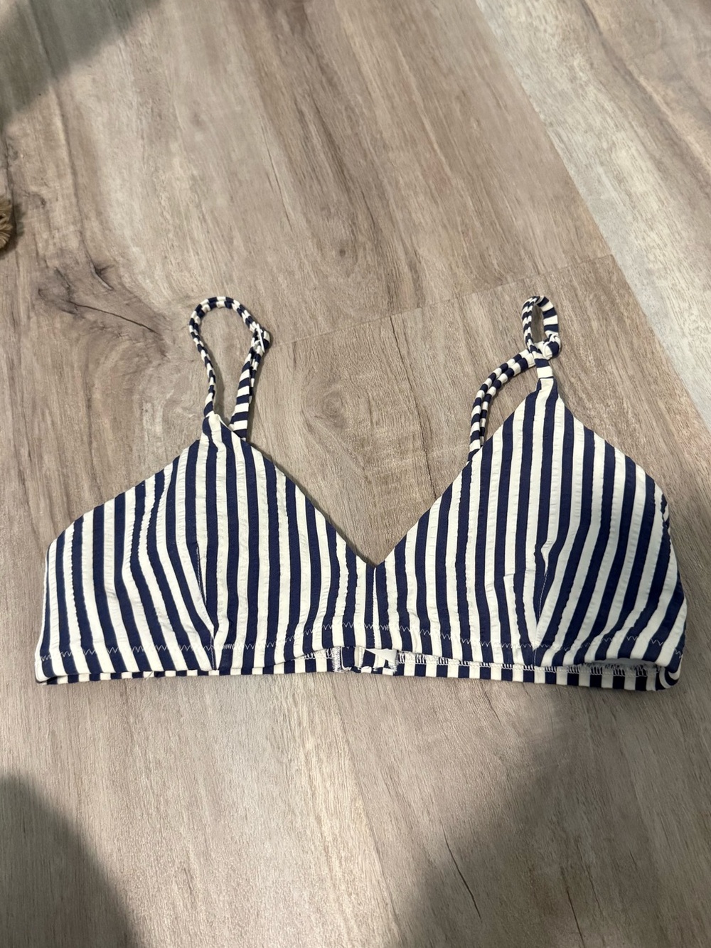 NWOT Lululemon bikini top women’s size 2